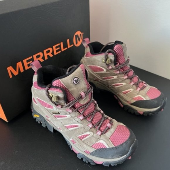 Merrell Womens Moab 2 Mid Waterproof hiking boot - Picture 2 of 12